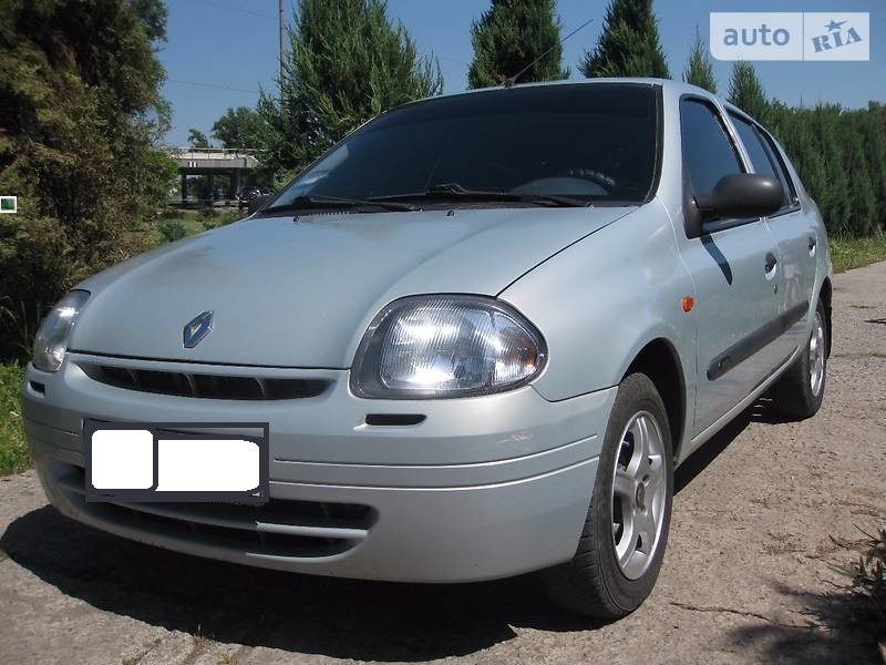 Бампер передний Renault Clio 2000 г.  1.4 л бензин Львов