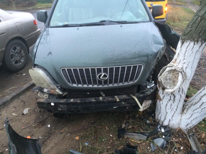 Передняя часть автомобиля Lexus RX 1999 г.  3.0 л бензин Одесса