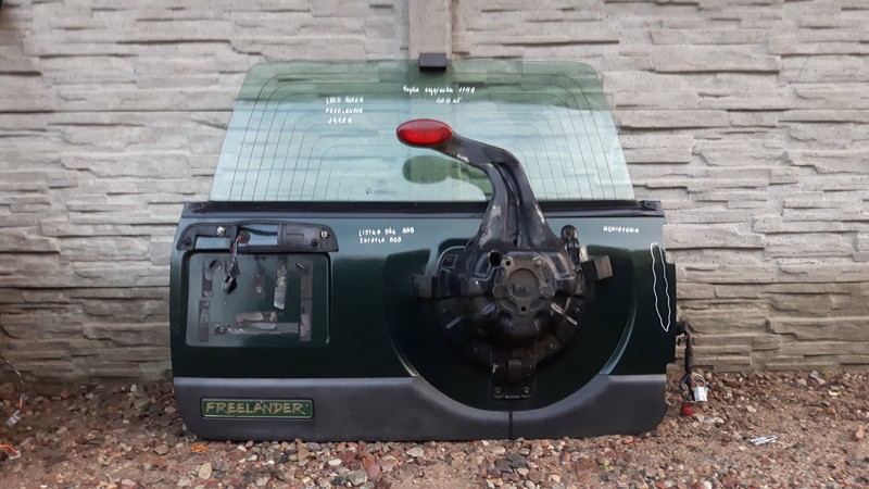 Заднє скло Land Rover Freelander  2000 2.0 Дизель 