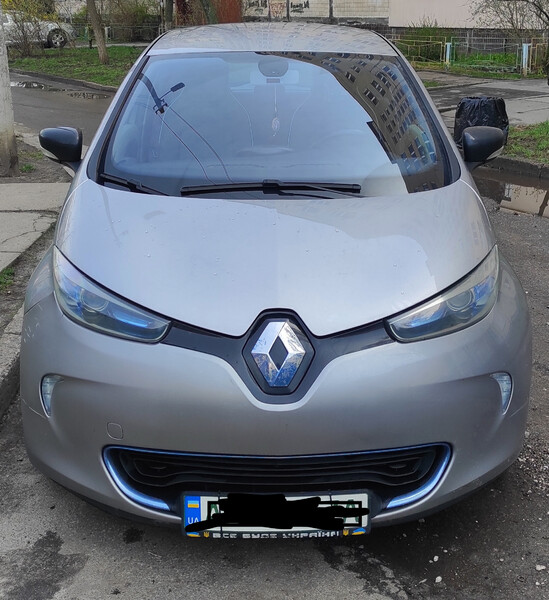Бампер передний Renault ZOE  2014 хэтчбек 0.1 Электро Киев