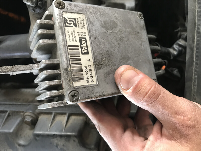 Блок керування вентиляторами Audi A4  2004 універсал 1.9 Дизель Краматорськ