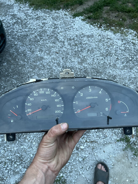 Панель приборов Nissan Almera N15  1998 2.0 Дизель 