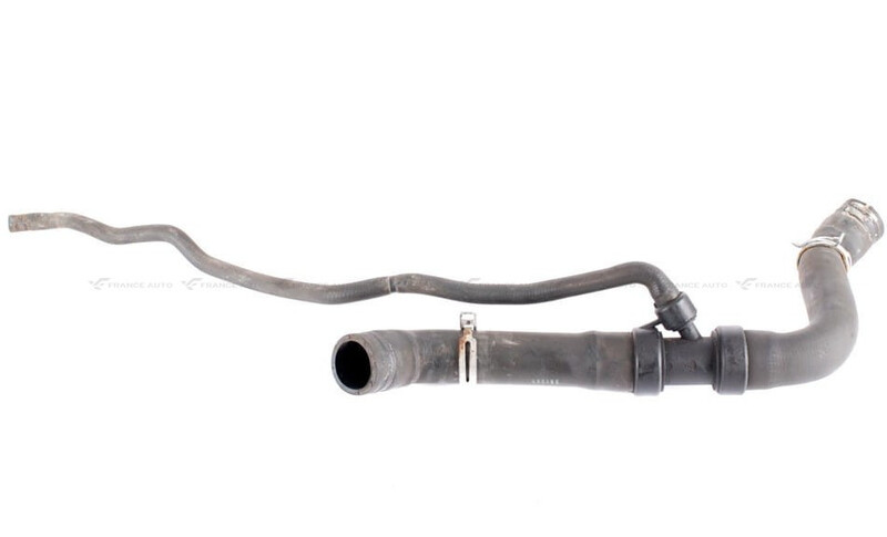 Патрубок радіатора 215010017R   Renault Megane