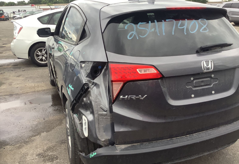 Задний бампер левая часть Honda HR-V  2017 хетчбек 1.8 Бензин Київ