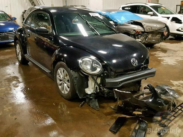 Бампер передній Volkswagen Beetle  2013 купе 2.5 Бензин 