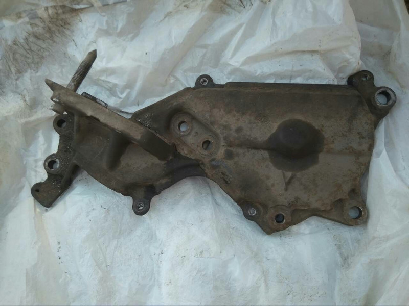 Лобовое крепление двигателя подушки Toyota Carina E  1993 2.0 Дизель Станично-Луганское