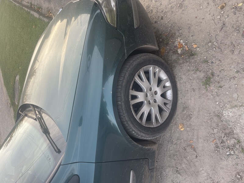 Крило переднє Renault Laguna 2  2003 універсал 2.2 Дизель 