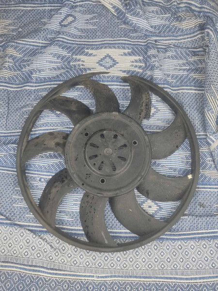 Диффузор Audi Q5 2014 г.  3.0 л дизель Луцк