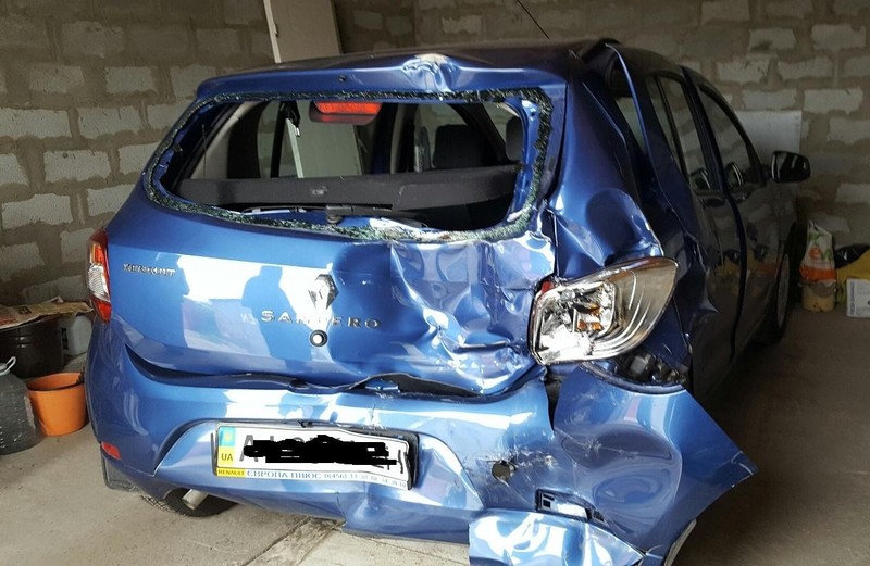 Задняя часть кузова (средняя стойка)+ крыша Dacia Sandero I I 2013 хэтчбек 1.6 Бензин Киев