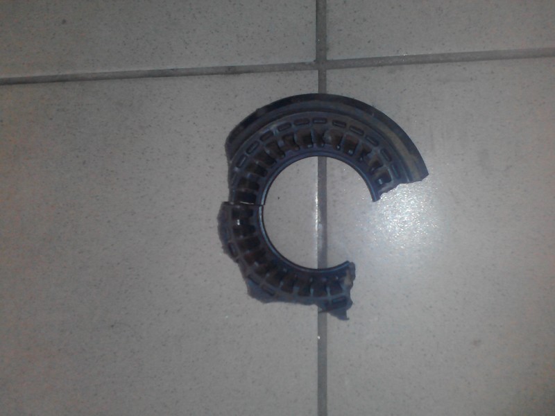 Опорный стакан пружины. Пружина аммортизатора. Ford Transit TDCI 2006 р.  2.2 л дизель Миколаїв