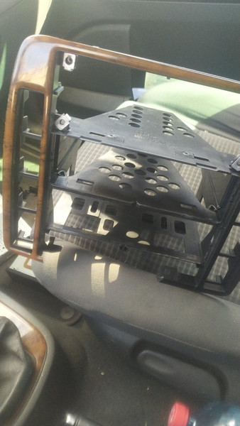 Рамка магнітоли Volkswagen Sharan  2007 універсал 1.6 Бензин Дубляни