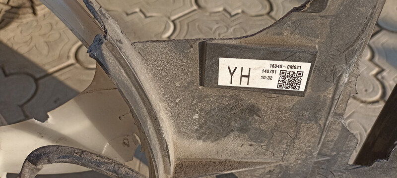 Диффузор в сборе Toyota Yaris хэтчбек 2015 г.  1.5 л гибрид Мукачево