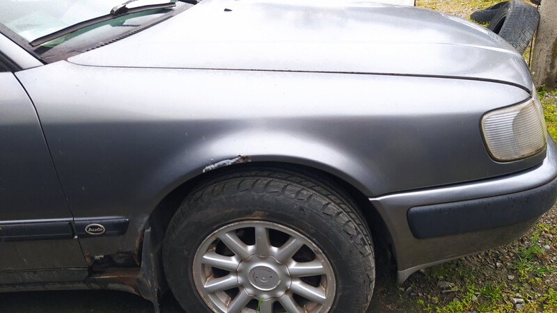 Крило переднє Audi 100 C4 універсал 1992 р.  2.0 л бензин Запоріжжя