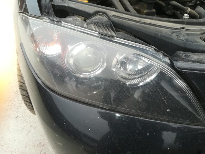 Фара передняя Mazda 3 BK 2006 г.  1.6 л бензин Чернигов