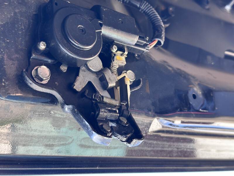 Замок багажника Toyota Avensis  2008 1.8 Бензин Одесса