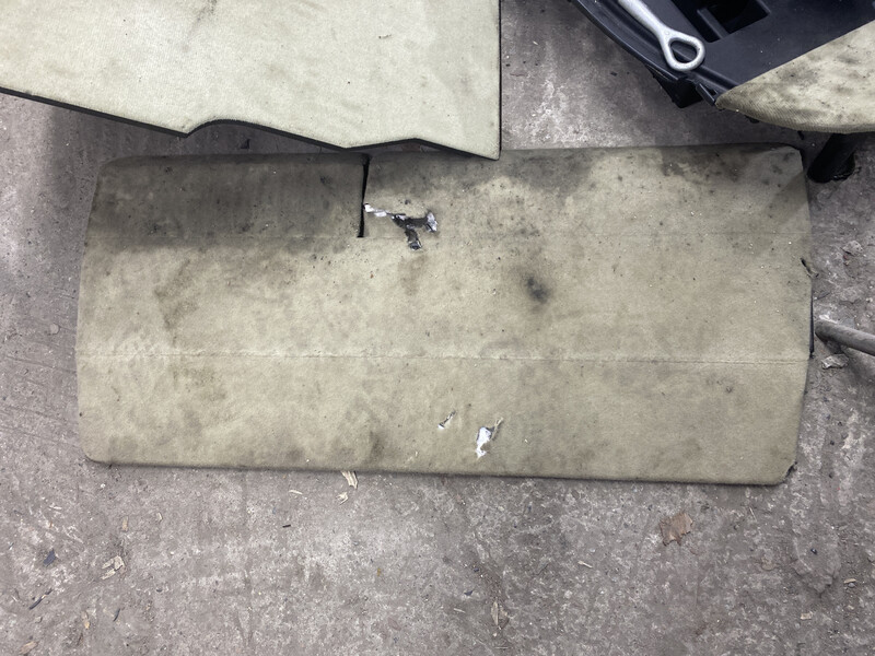 Полиця багажника Infiniti FX FX30D 2013 3.0 Дизель 