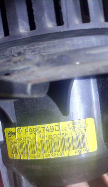 Двигун пічки F995749D   Volkswagen Touran