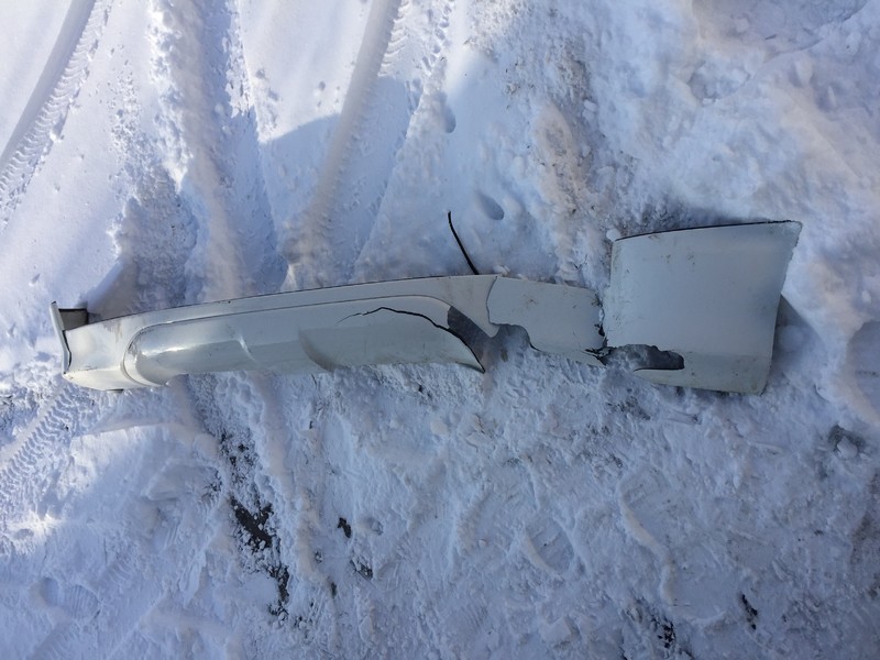 Молдинг переднего бампера Toyota Land Cruiser 200 2008 4.5 Дизель Черкассы