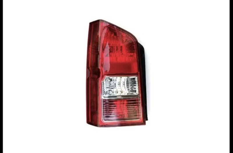 Задня ліва фара Nissan Pathfinder R51  2006 2.0 Дизель 