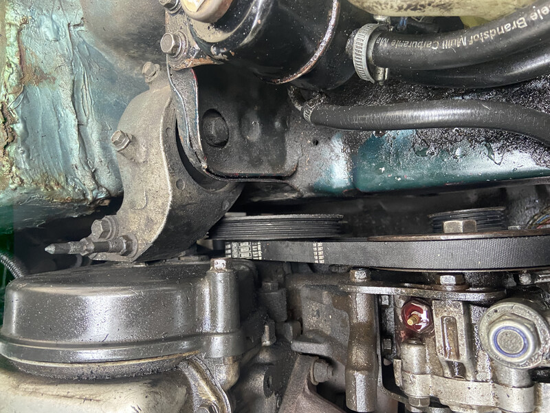 Шкіф на помпу Mitsubishi Galant 7 1995 г.  2.0 л бензин