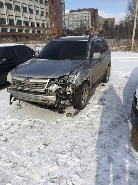 Крыло переднее Subaru Forester SH универсал 2009 г.  2.5 л бензин Черкассы