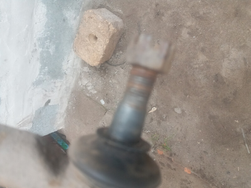 Рулевой наконечник лев, прав Toyota Avensis  2004 1.8 Бензин 