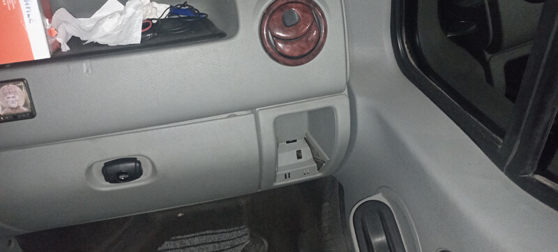 Правий підстаканник Renault Master 2005 г.  2.5 л дизель Запорожье