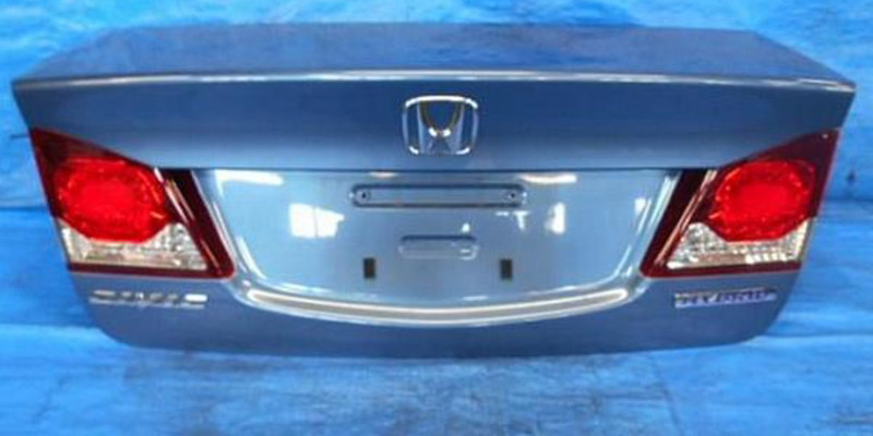 Крышка багажника рейсталинг Honda Civic 8  2011 1.8 Бензин Киев