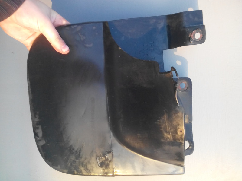 Брызговик Toyota 4Runner 1993 г.  3.0 л бензин Монастырище