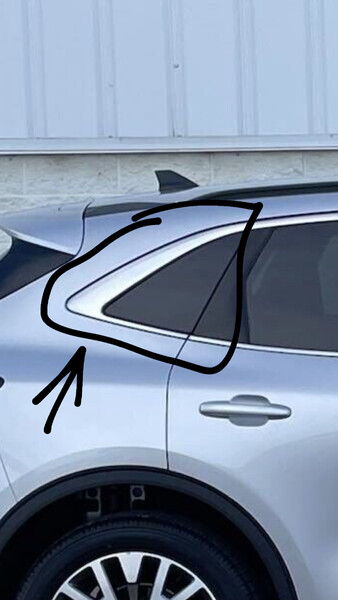 Форточка задня права Ford Escape  2021 2.5 Бензин 