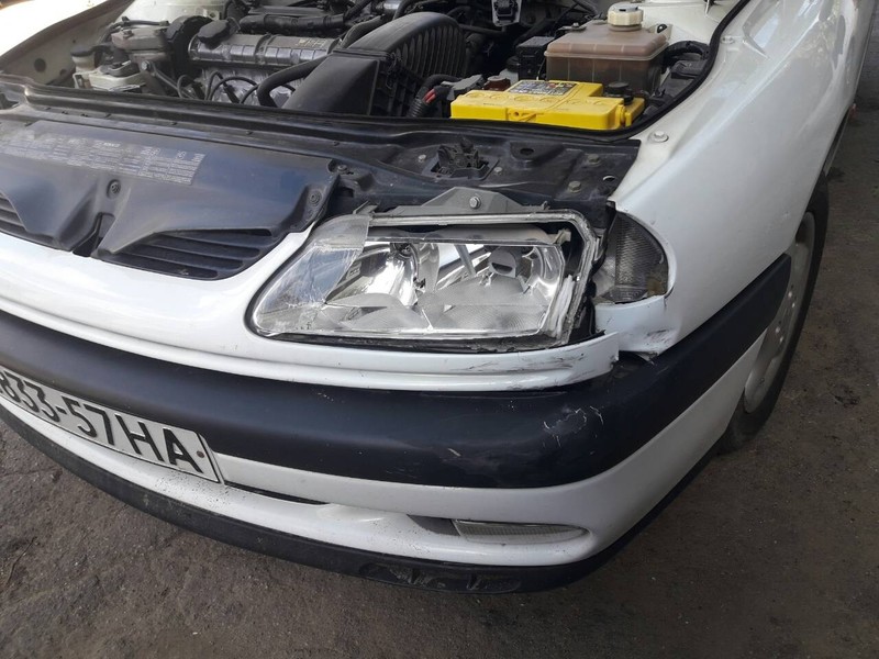 Фара левая Renault Laguna  1996 1.8 Бензин Мелитополь