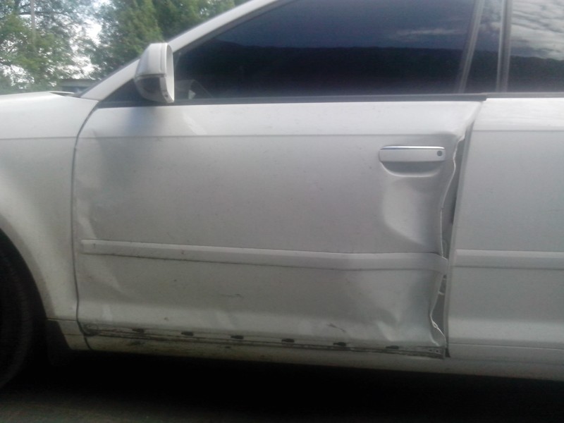 Двері передні Audi A3  2013 1.2 Бензин 