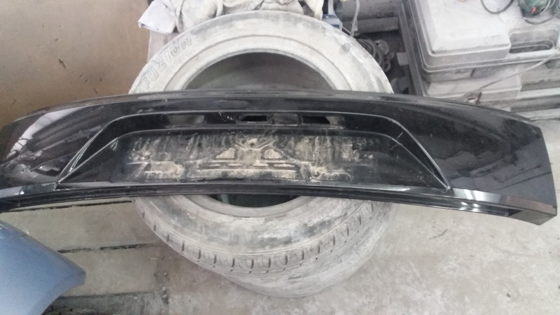 Накладка кришки багажника Renault Megane 3  2011 универсал 2.0 Бензин Киев