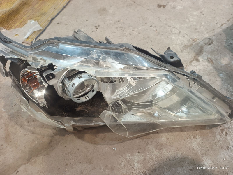 Правая фара галоген Toyota Camry 50  2012 2.5 Бензин Киев