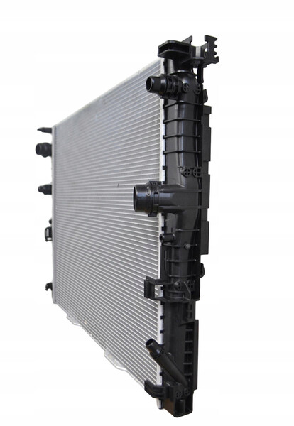 Радиатор 17118576997   BMW 5 Series