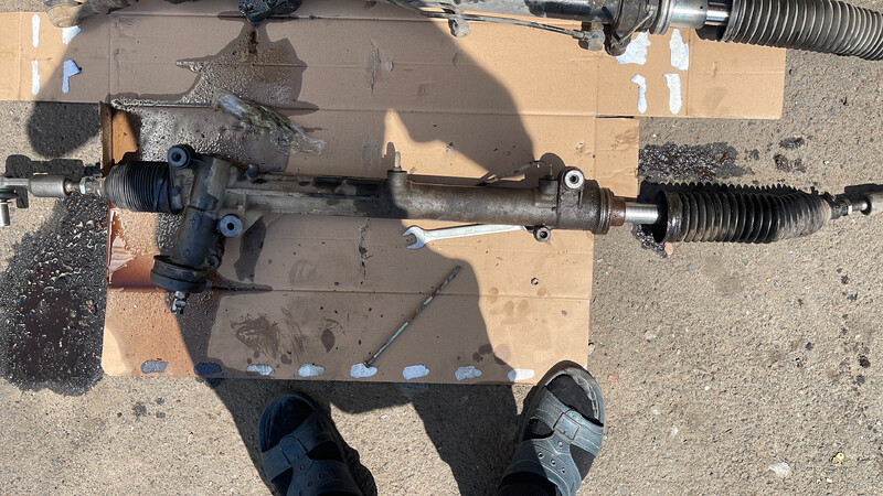 Рулевая рейка Audi A4 2001 г.  1.9 л дизель Лиман