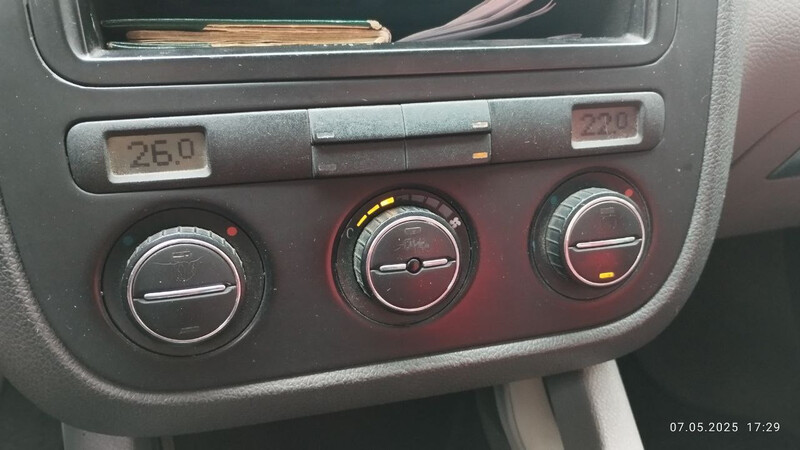 Блок управления климат-контролем Volkswagen Golf 5  2004 хэтчбек 1.6 Бензин Днепр