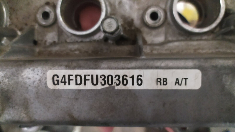 Блок двигуна Hyundai Accent  2015 хетчбек 1.6 Бензин 