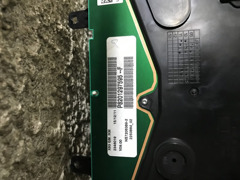 Щиток приборов Opel Vivaro 2012 г.  2.0 л дизель Ровно