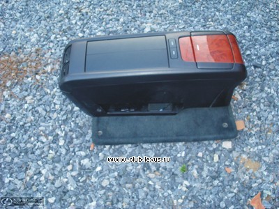 Тумба, консоль , бардачек Lexus RX  2006 3.0 Бензин Киев