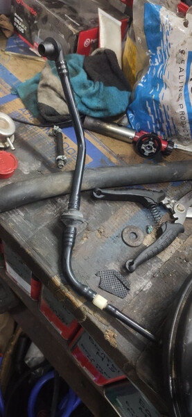 Вакуумная трубка усилителя тормозов Ford Contour  1995 2.0 Бензин 