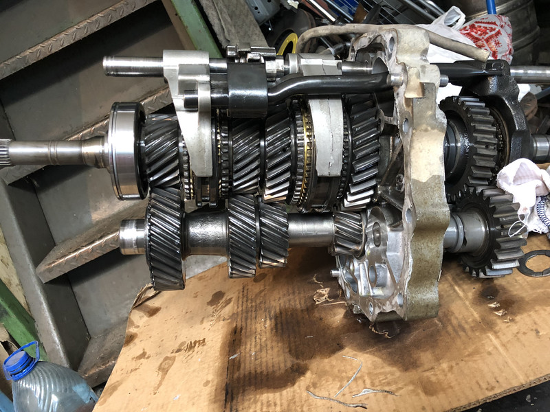 Вторичный вал Nissan Patrol Y61  2000 купе 2.8 Дизель Полтава