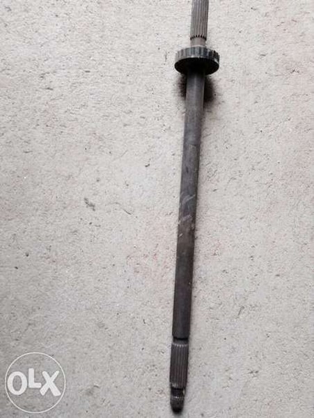 Первичный вал Volvo 340 хэтчбек 1989 г.  1.4 л бензин Ровно