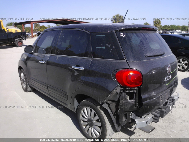 Задний бампер Fiat 500L хэтчбек 2014 г.  1.4 л бензин Киев