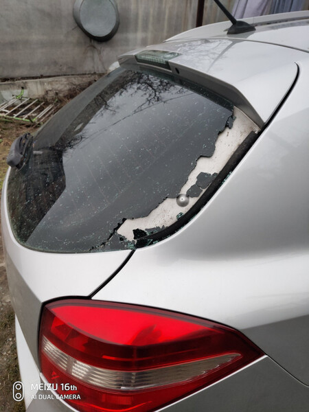 Стекло ляды Renault Laguna 3 универсал 2008 г.