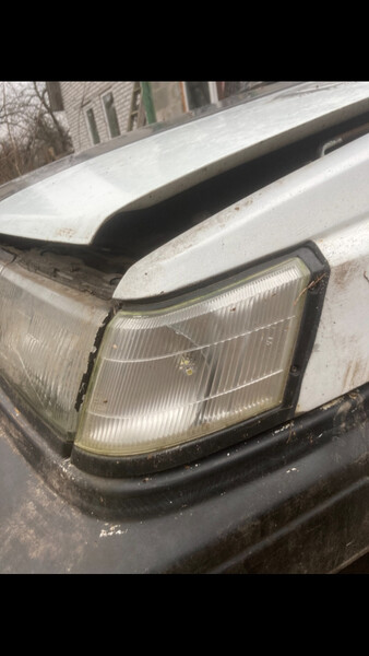 Поворотник Nissan Sunny B12  1987 купе 1.6 Бензин 