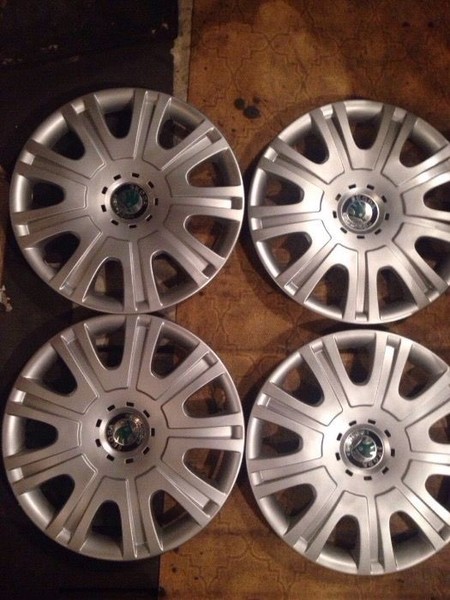 Колпаки на диски Skoda Octavia  2011 1.8 Бензин Мариуполь