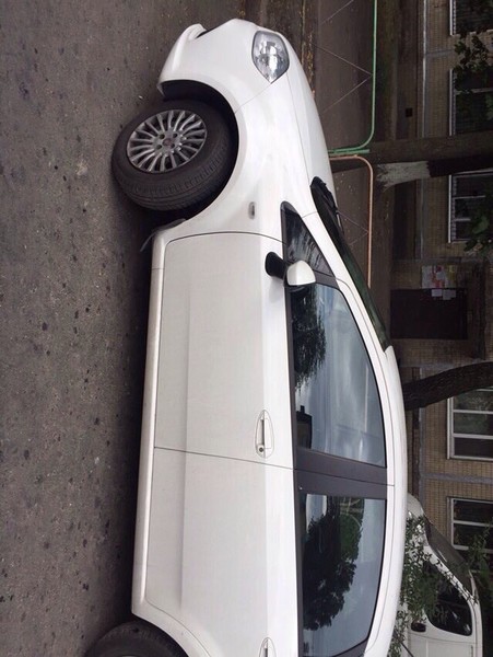 Крыло левое зеркало левое накладка поворотник Fiat Linea  2011 1.4 Бензин Киев