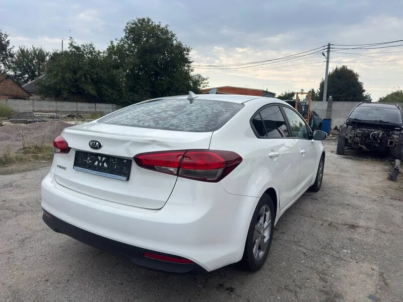 Кришка багажника kia forte 2018 року Kia Forte  2018 2.0 Бензин Киев