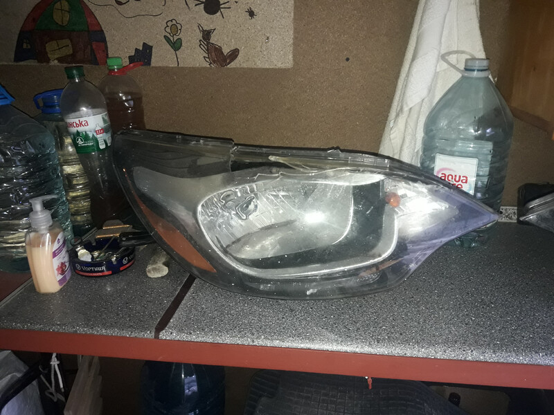 Стекло фары Kia Rio 3 2016 г.  1.6 л бензин Запорожье